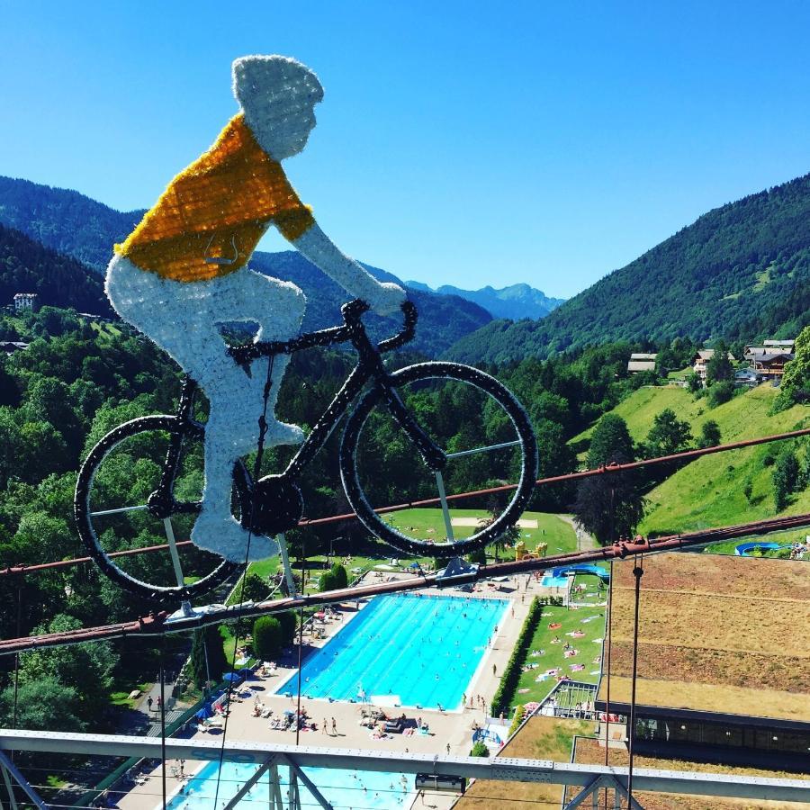 'Petite Ferme Les Bouts' Apartment, Sleeps 6, Nr Morzine La Cote d'Arbroz Bagian luar foto